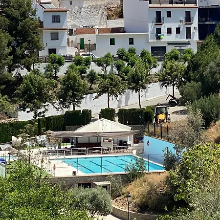 Casa Miguel - 3 Beautiful Availabe Apartment Sayalonga